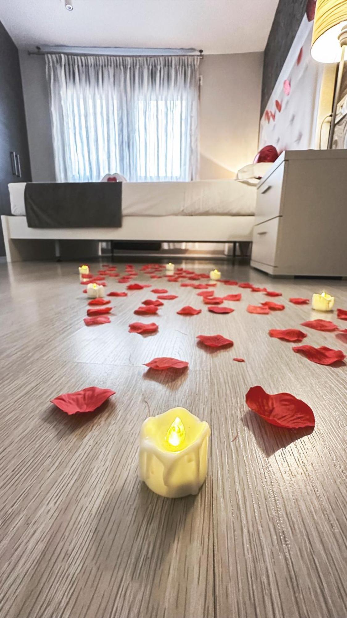 Apartamentos Real Lleida Eksteriør billede